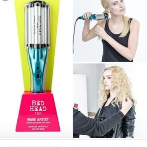 Bed head hair waver